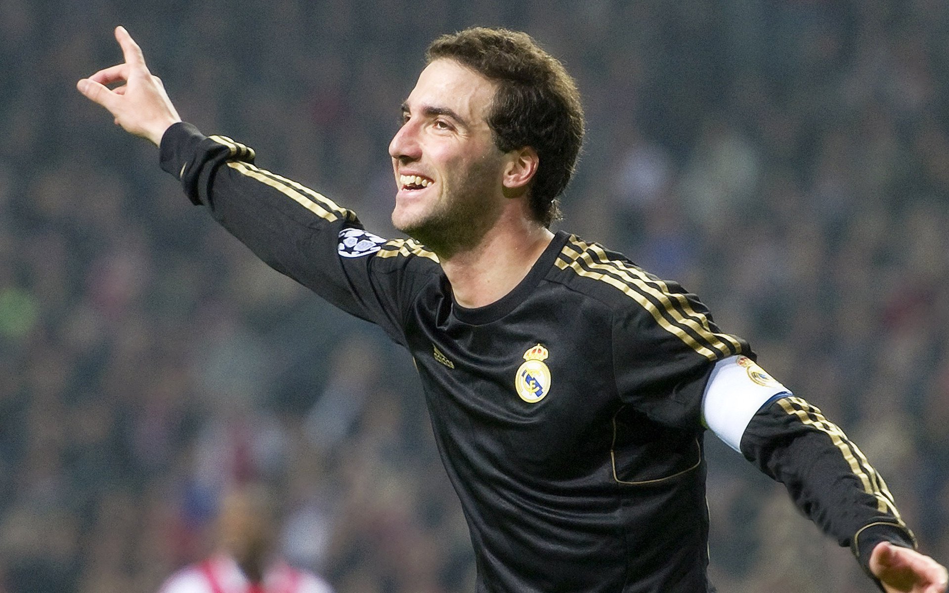 开云综合服务-普利西奇完成转会，加盟英超老牌冠军球队，普利西奇欧冠